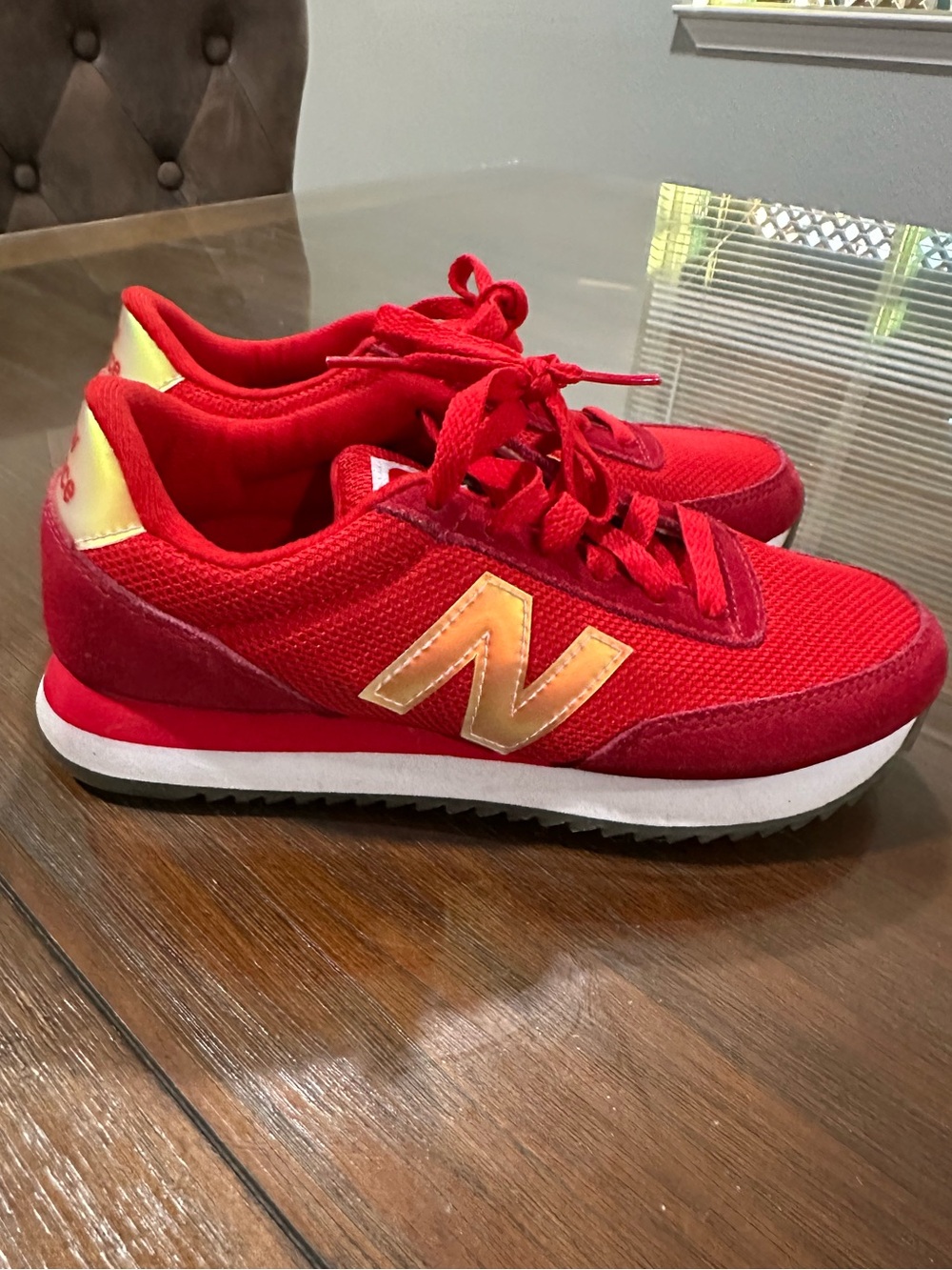New Balance Womans 501 V1 Red Sneakers Size 5 Athletic Shoes
